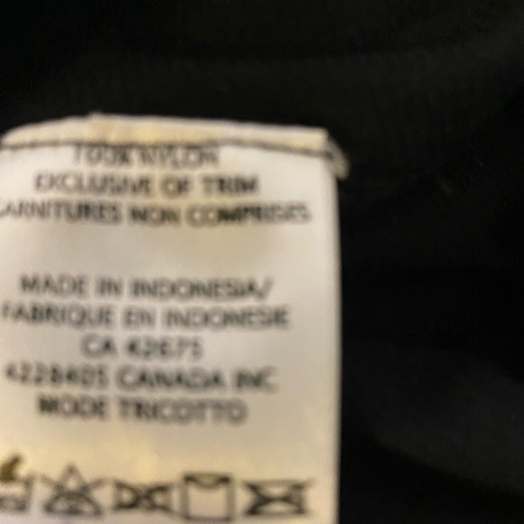 Black lace dress size Medium. - Picture 8 of 12